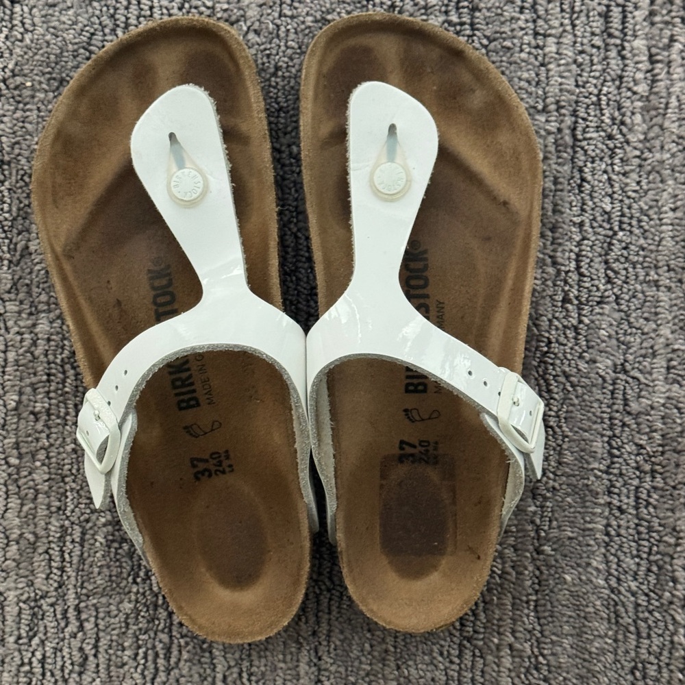 Birkenstock White Gizeh Thong